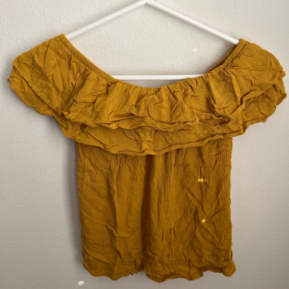 Cute yellow off the shoulder top LA boutique